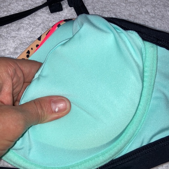 NWT sundazed black Scarlett halter bikini underwire 36 b/c cup Xl bottom - Picture 8 of 11